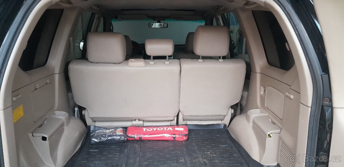 Land Cruiser 120 r.v.2006 3,0 D4D 122KW, 4x4, barva černá - 19