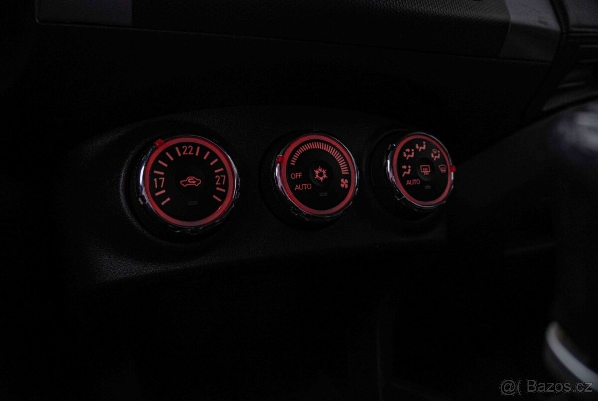 Mitsubishi Outlander 2.2 DI-D - 19