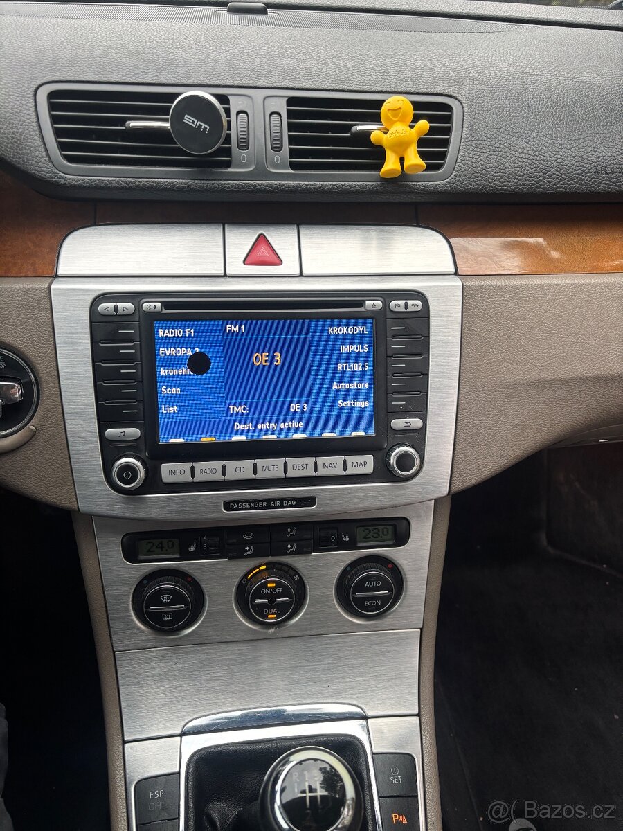 Volkswagen Passat B6 Variant 2.0 TDI 4Motion - 19