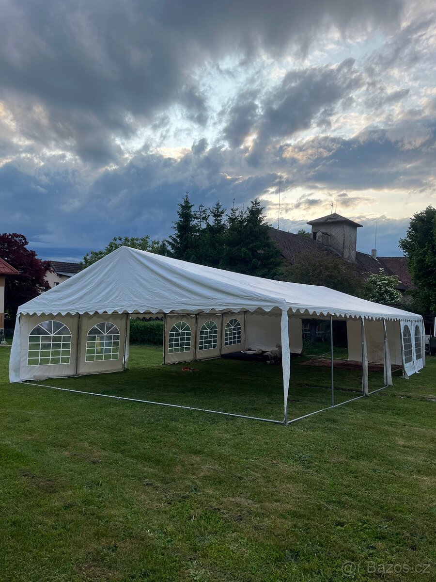 Party stan 12x8m - 19