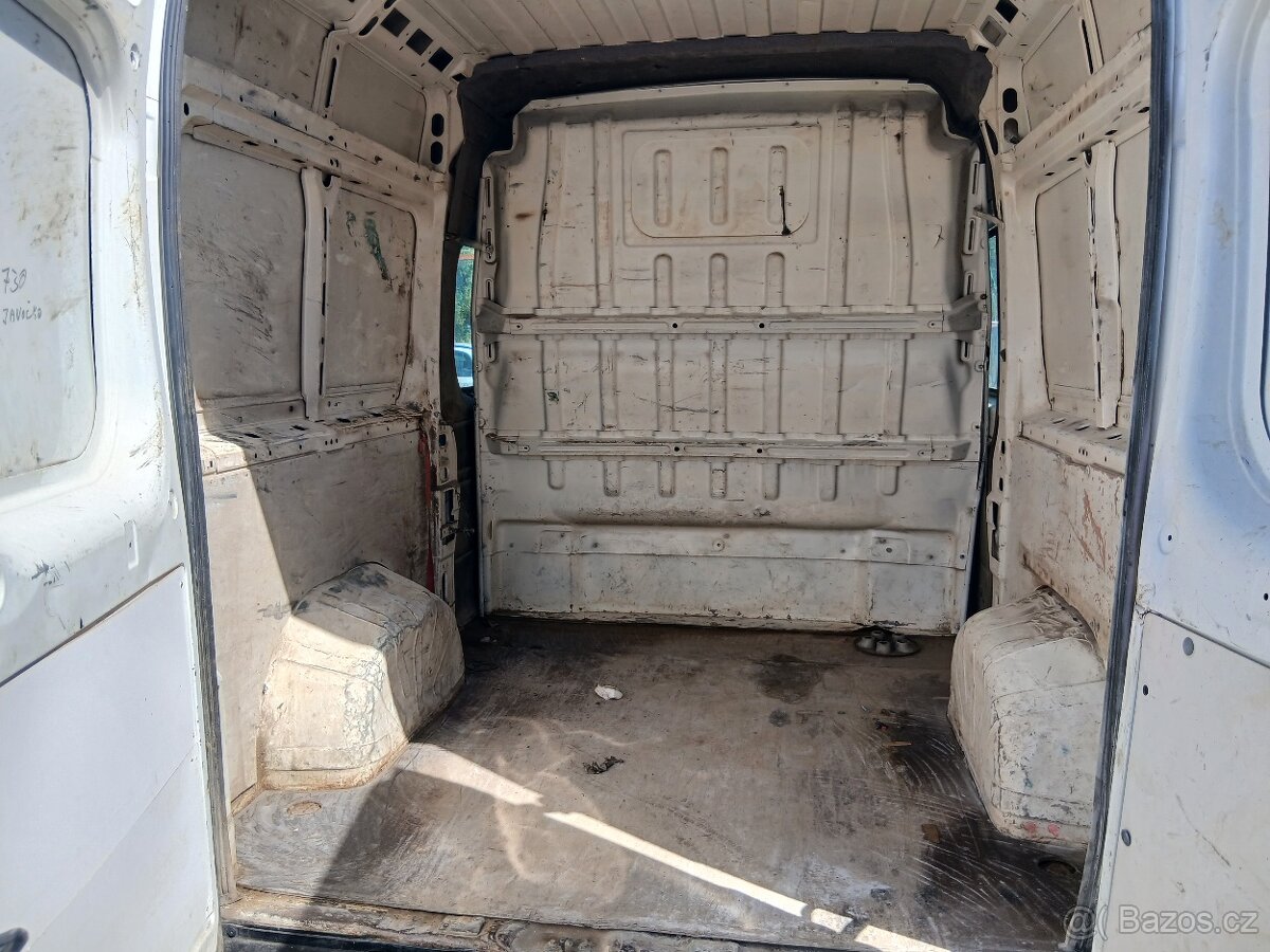 Citroën Jumper, 2,2HDI, 6 Míst - 19