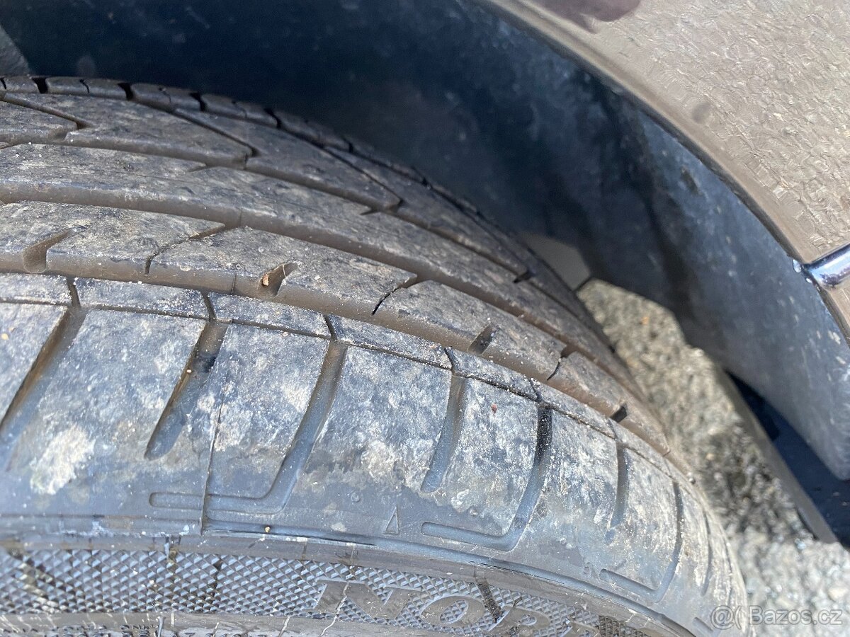 ŠKODA FABIA 1,9 TDi EDITION 100 - r.v. 2005 naj. 216.000 km - 19