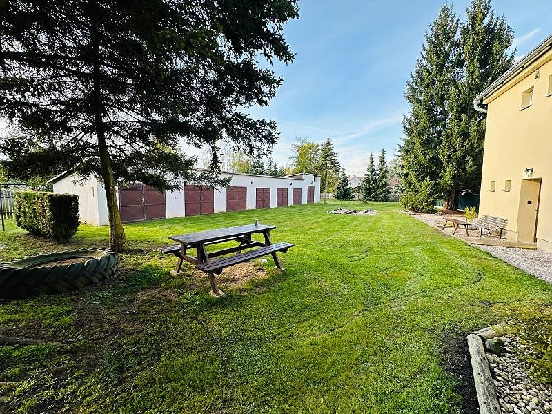 Pronajmu byt 2+kk, 60 m2 - KNĚŽNICE 5 km od Jičína - 19