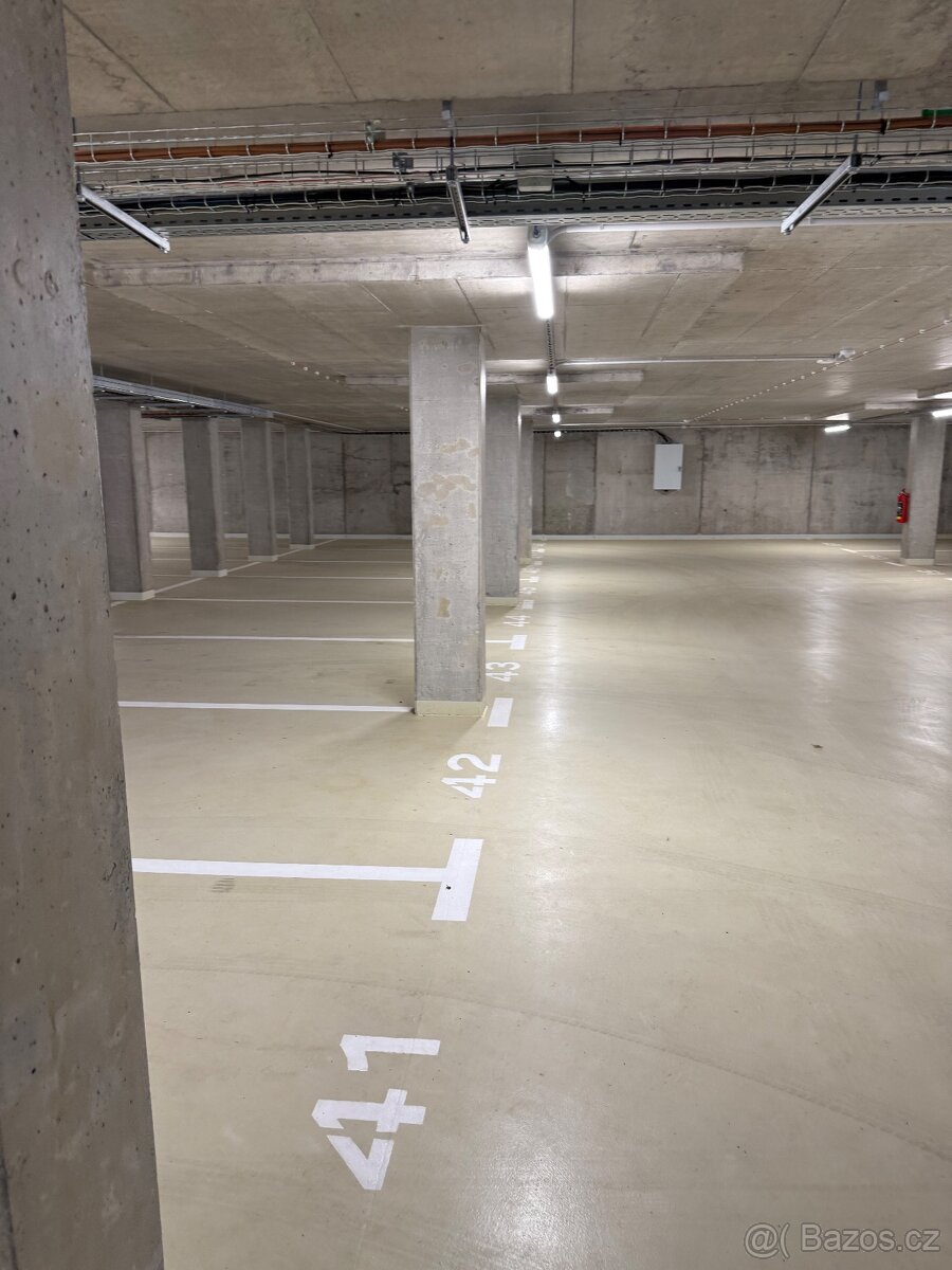 BYT-EXLUZIVNÍ 1+KK+balkon 43,88 2.pato věž A - 19