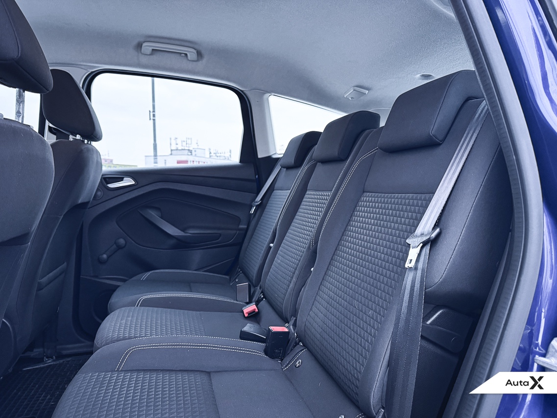 Ford C-Max 1.0 EcoBoost 74 kW | TAŽNÉ - 19