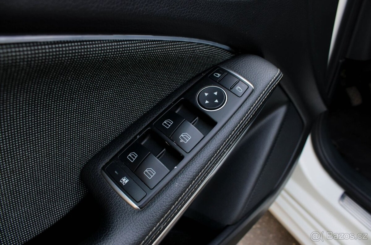 Mercedes-Benz A180 90kW - 19