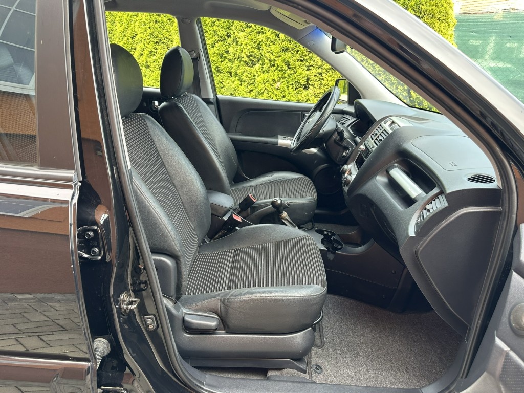 Kia Sportage 2.0i 104kW 4WD - 19