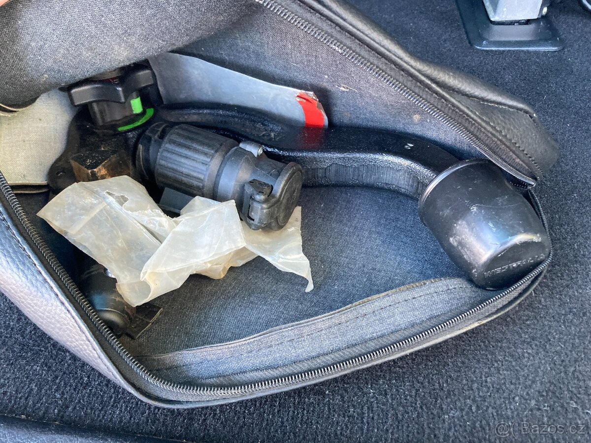 Citroën C8, 2,0/100kW Tažné 8.míst El.dveře - 19