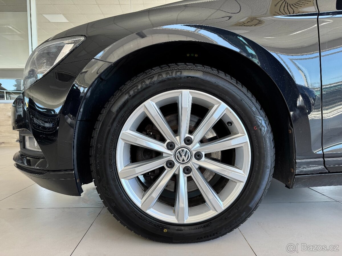 Volkswagen Passat 2.0TDI DSG 110kW Navi - 19