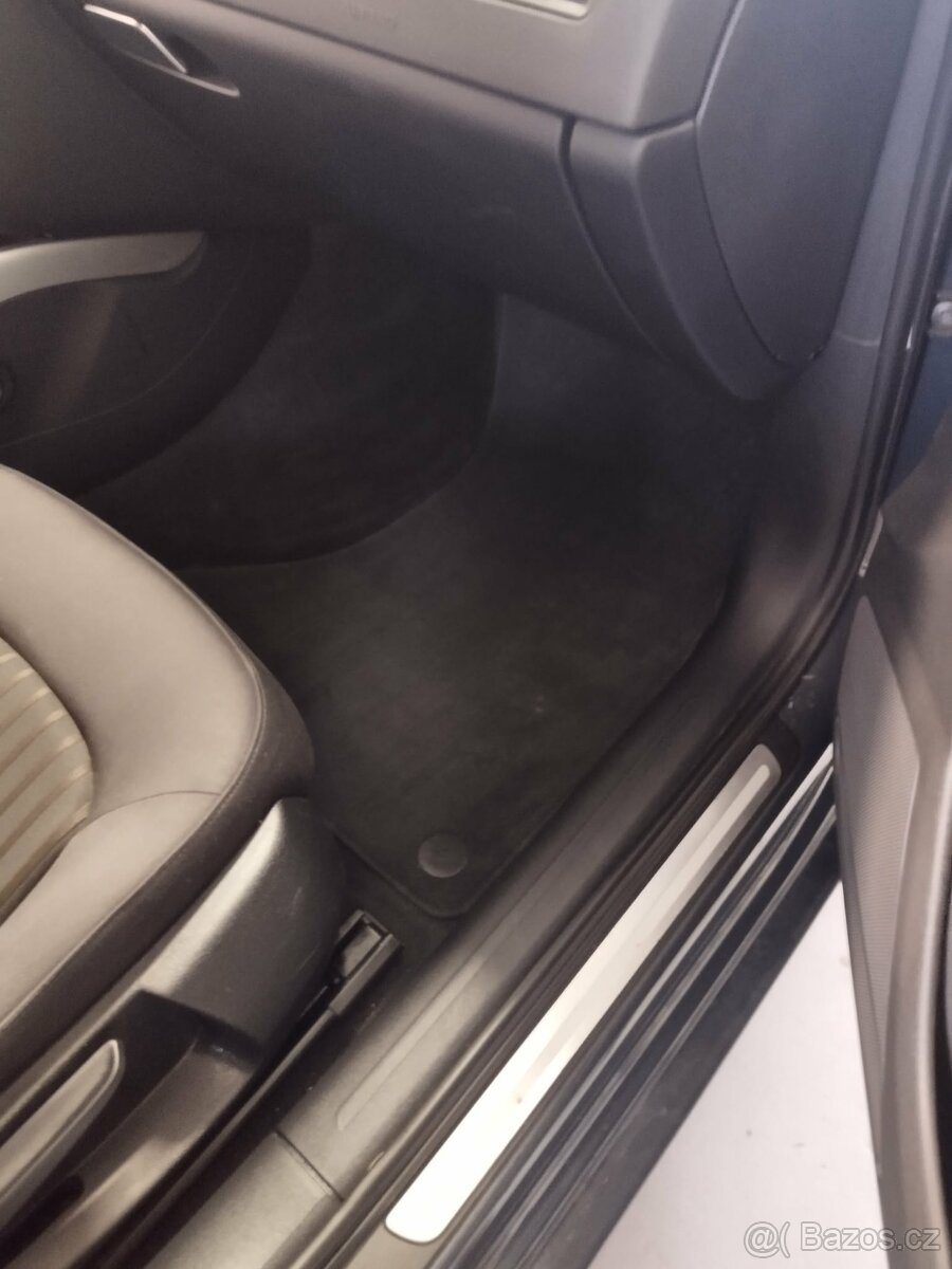 AUDI A4 1.8 TFSI - 19