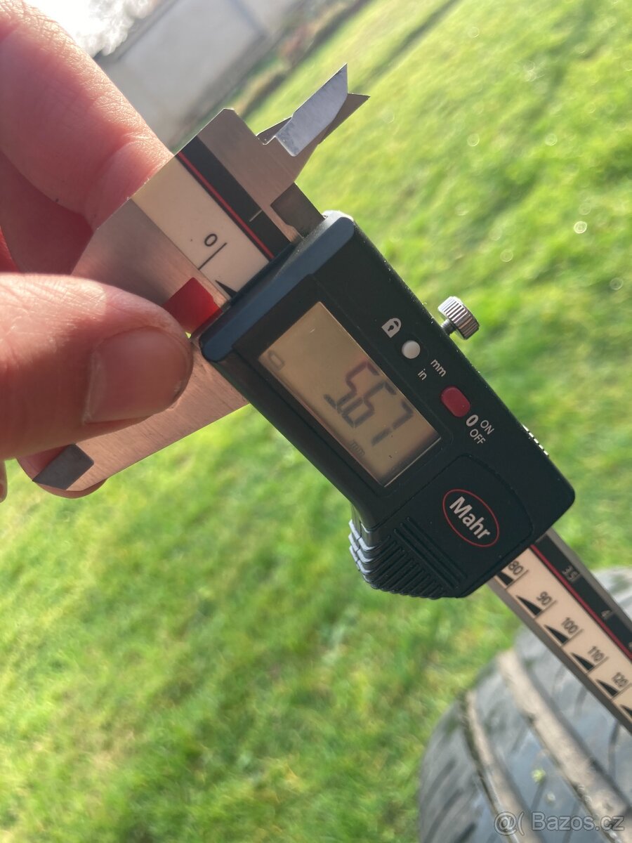 Alu kola R15 - 5×100 a 5×108 -dvouroztečová + pneu - 19