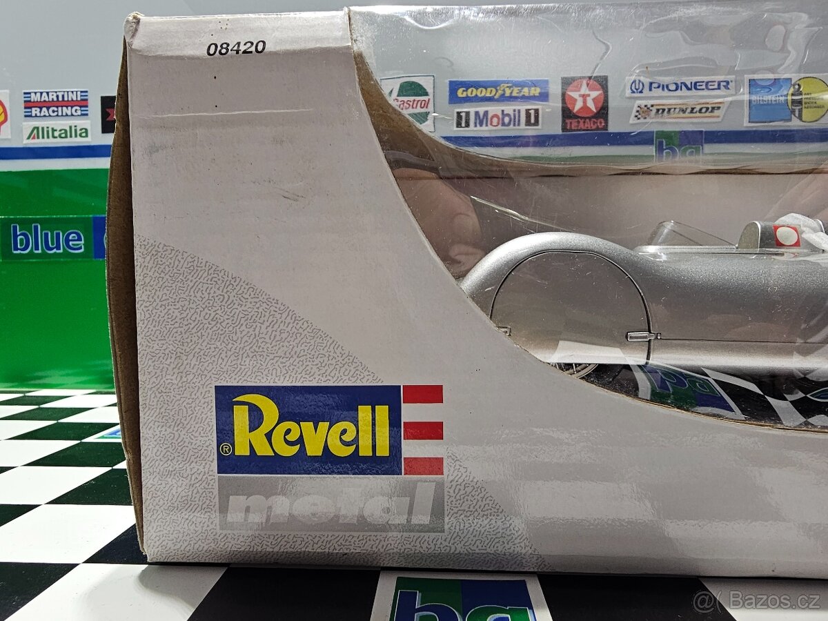 Revell Auto Union Typ C 1:18, světový rekord - 19