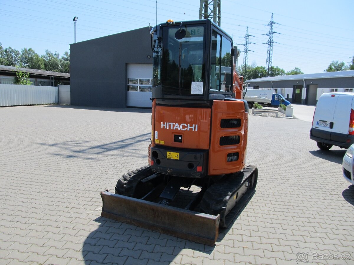 Hitachi ZAXIS 26U - 19