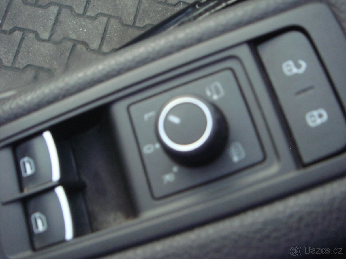 VW Multivan T6 2.0tdi 150kw DSG Highline 7 míst 2016 - 19