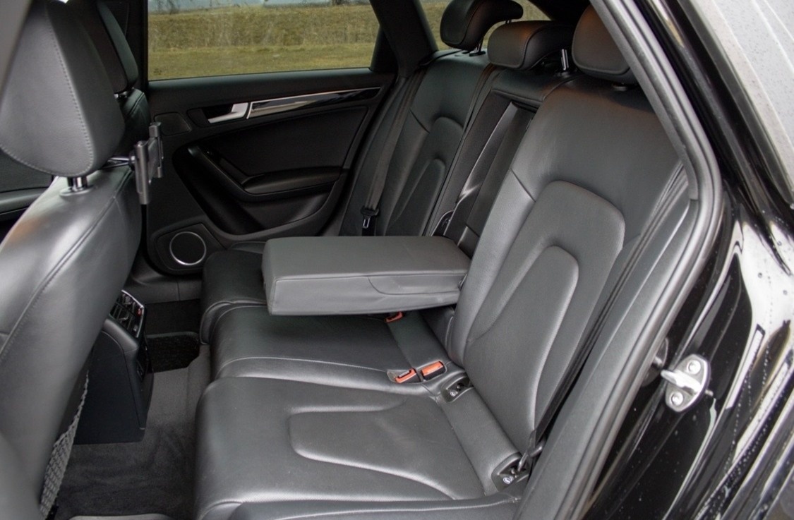 Audi A4 Avant 2.0 TDI quattro 130 kW - 19