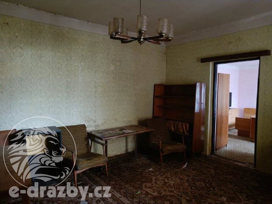 Rodinný dům 3+1 s pozemkem 774 m2 v obci Kryry, okres Louny - 19