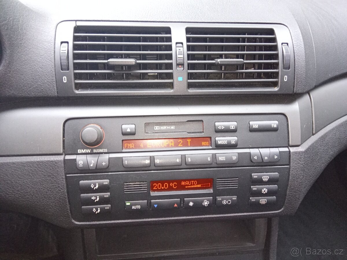 BMW E46 316i sedan - benzín - 19