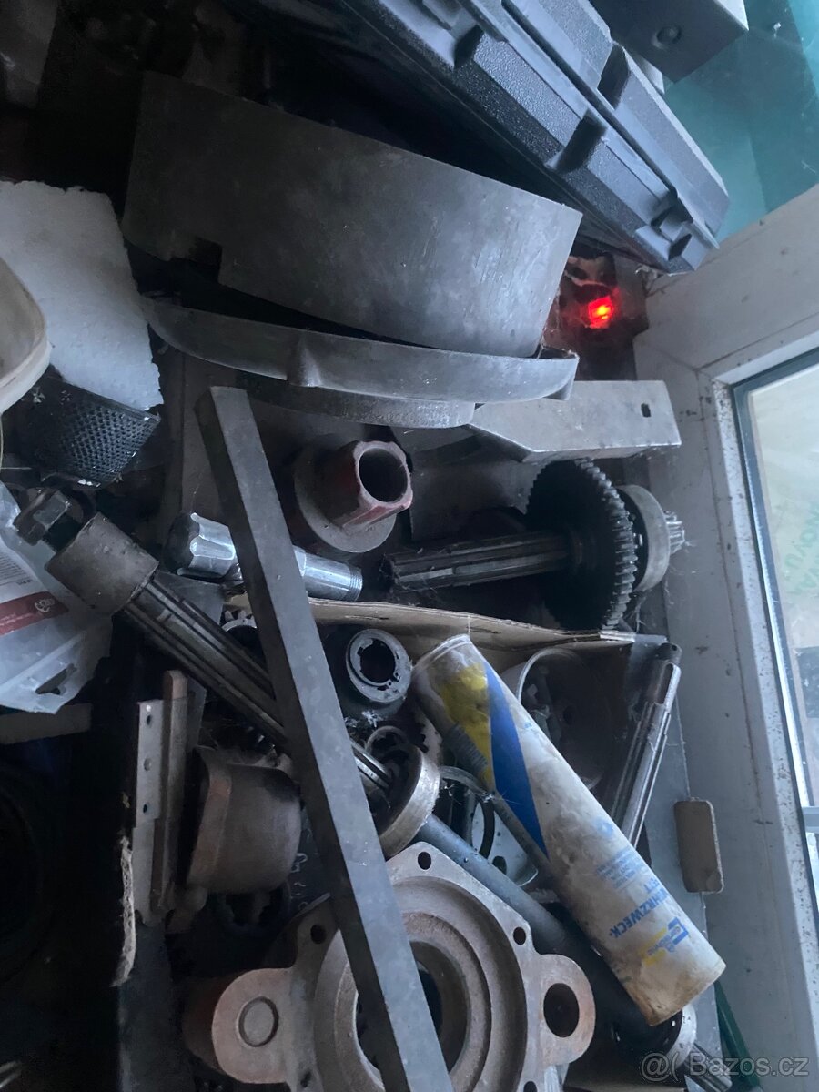 Náhradní díly na Pf 62 61 - 19