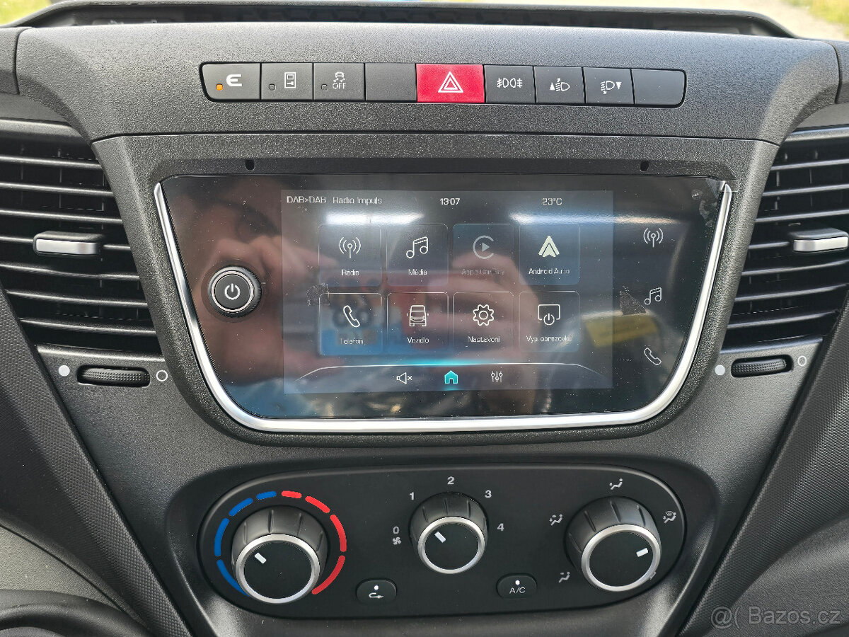 Iveco Daily 35S16 • třístranný sklápěč • nová CZ nástavba - 19