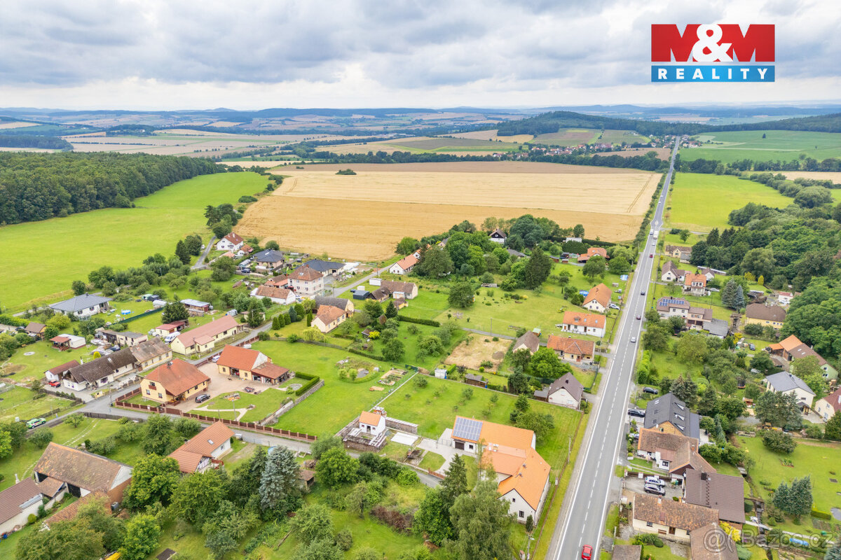 Prodej pozemku k bydlení, 574 m², Dolce - 19