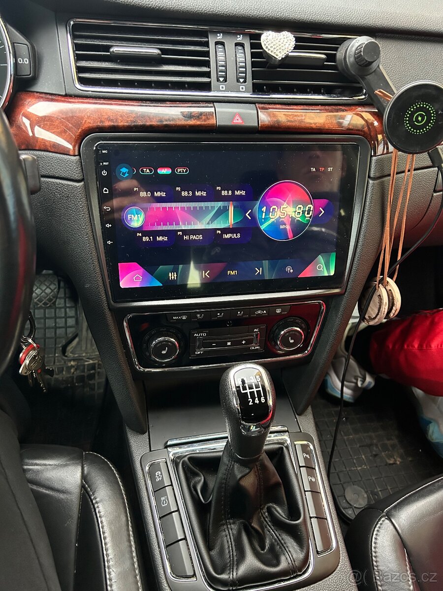 Škoda Superb 2,0 TDI - 19