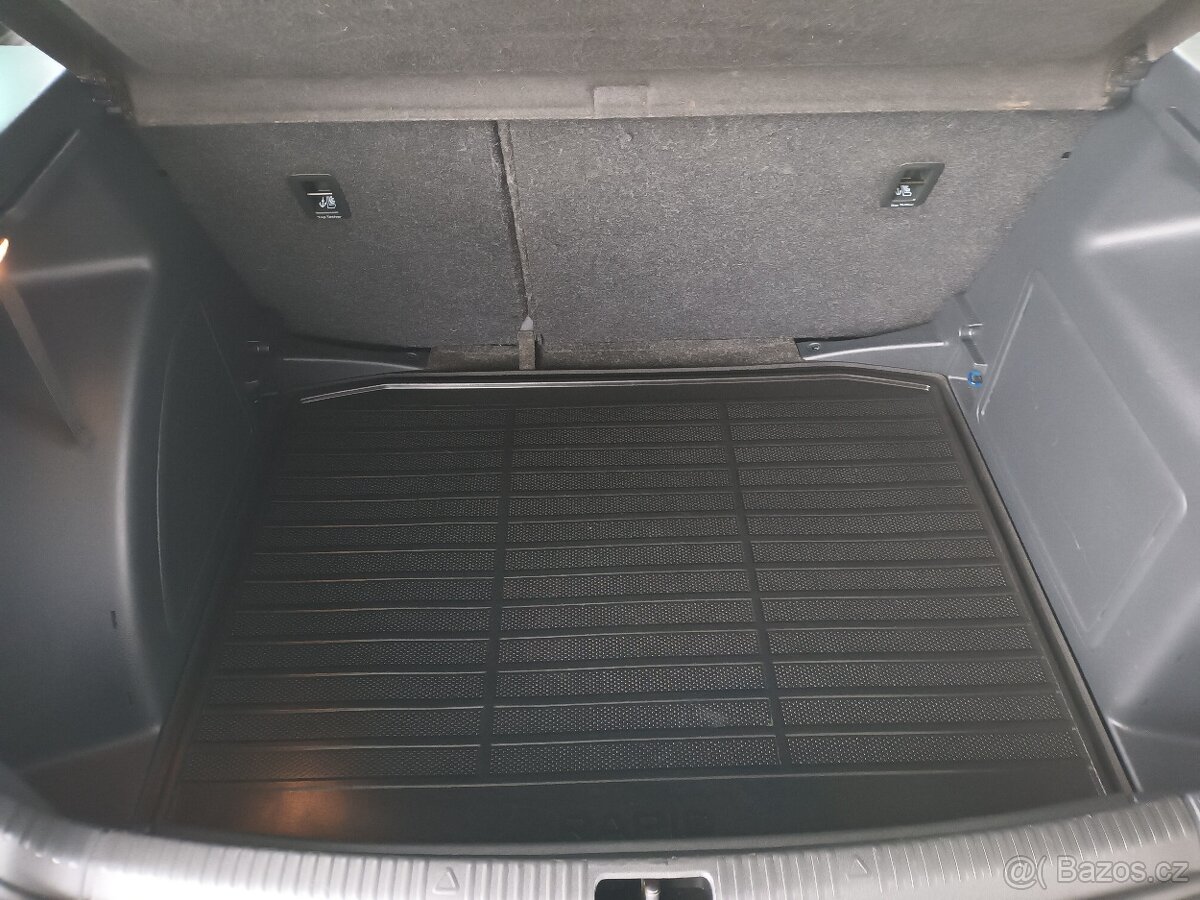 Škoda Rapid 1,0 TSI,81KW,DIGIKLIMA,TEMPOMA - 19