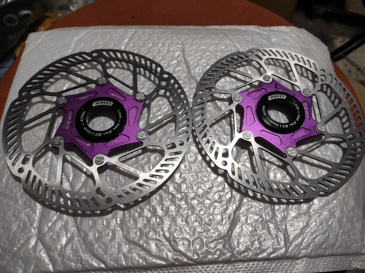 Spousta nových brzdových kotoučů 6 děr a CL. - 19