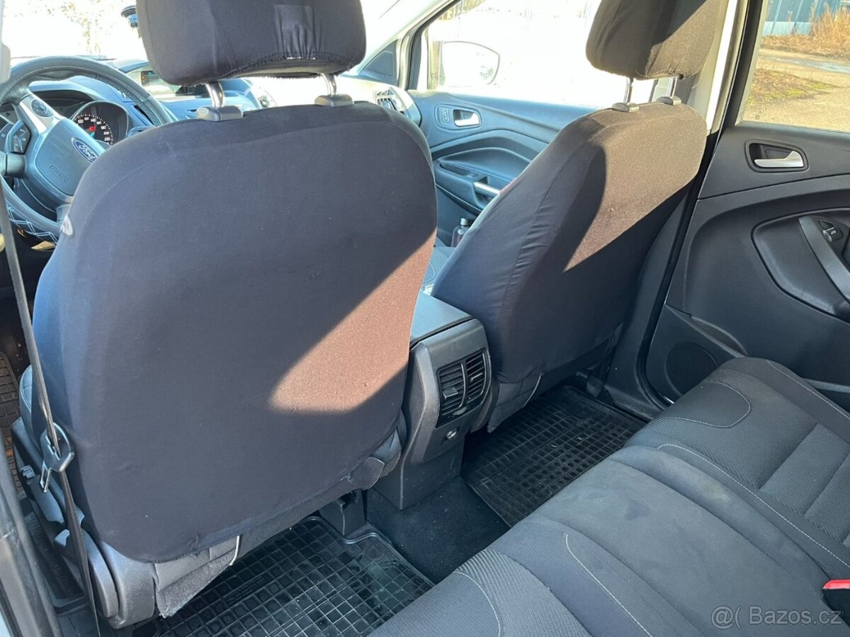 Ford Kuga 1.6 EcoBoost - 19