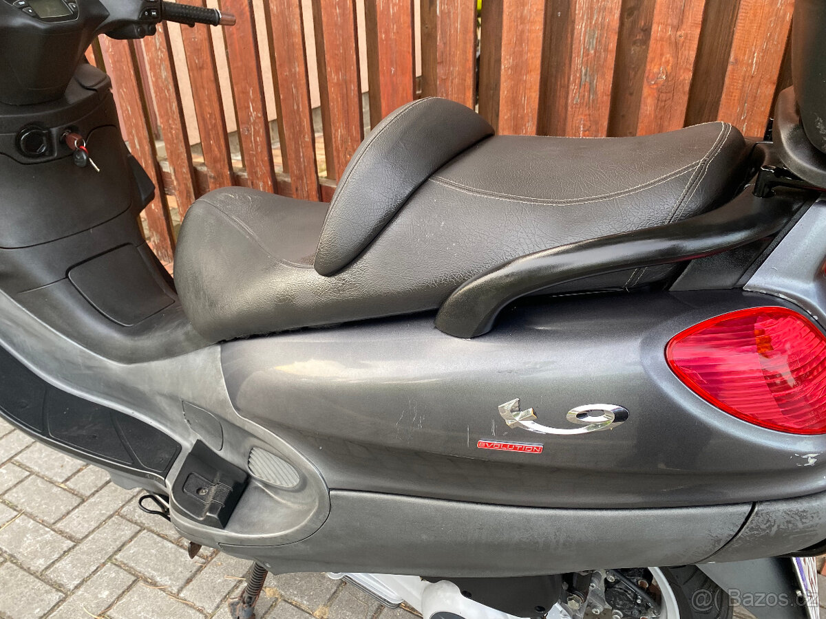 Piaggio X9 125 Evolution - 19