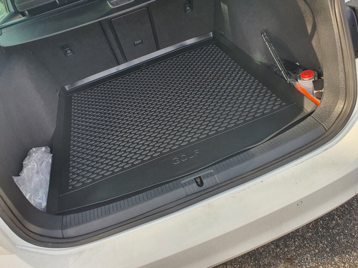 Prodám Volkswagen Golf GTD 2.0 TDI 135 kW, manuál 2016 - 19