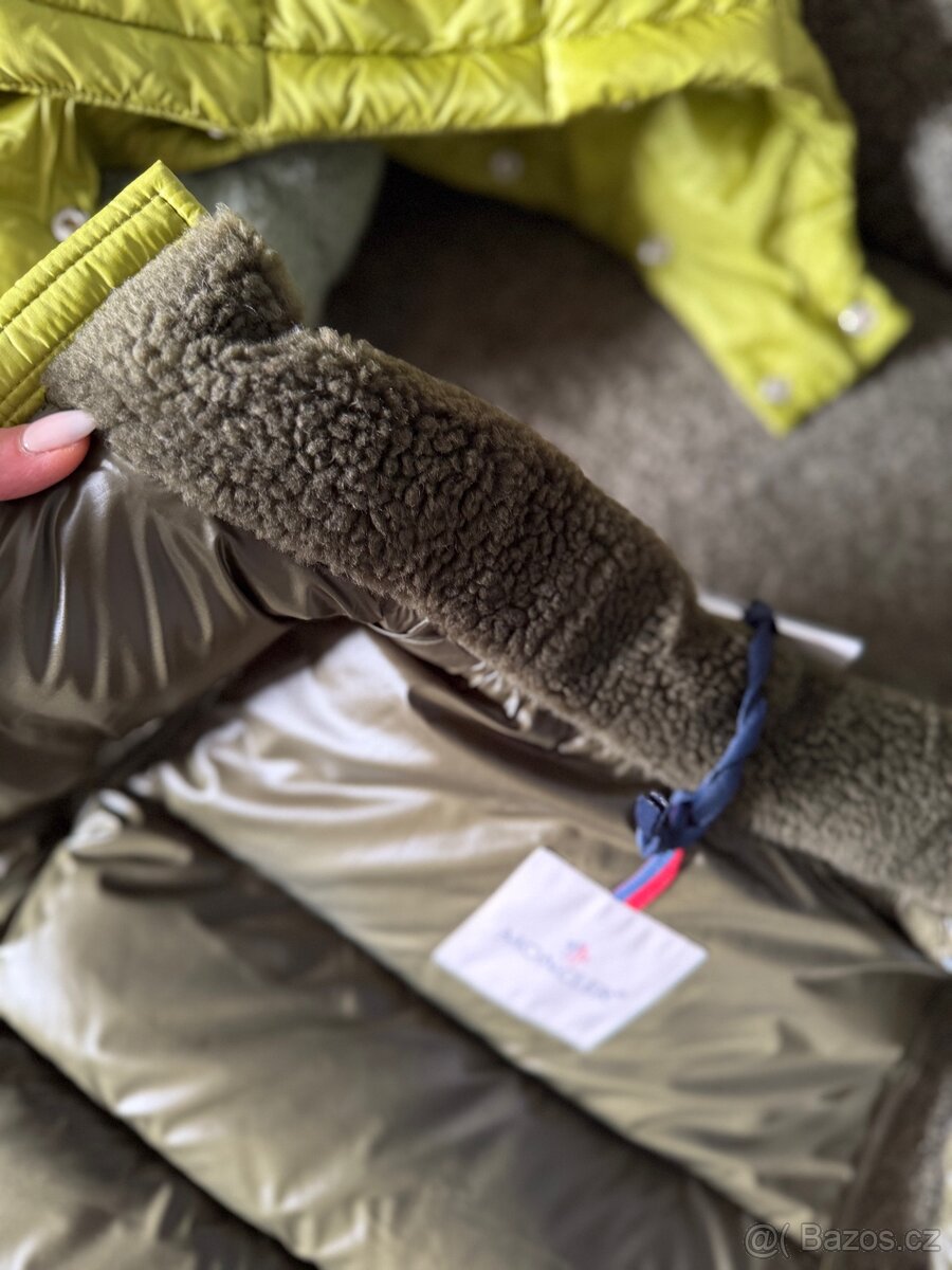 Luxusní, dětská vesta MONCLER - 19