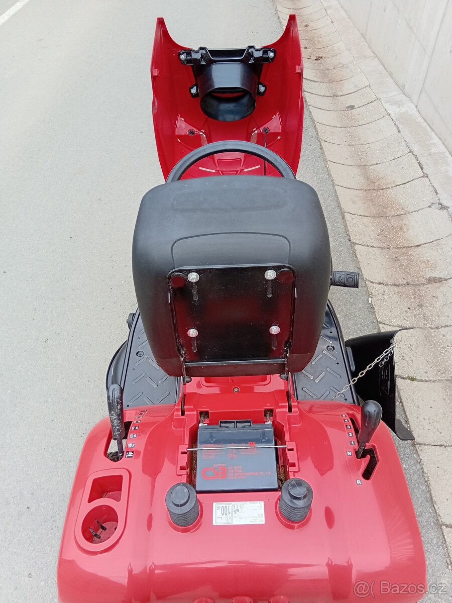 Prodám zahradní traktor Twin-Cut 12.5Hp - 19