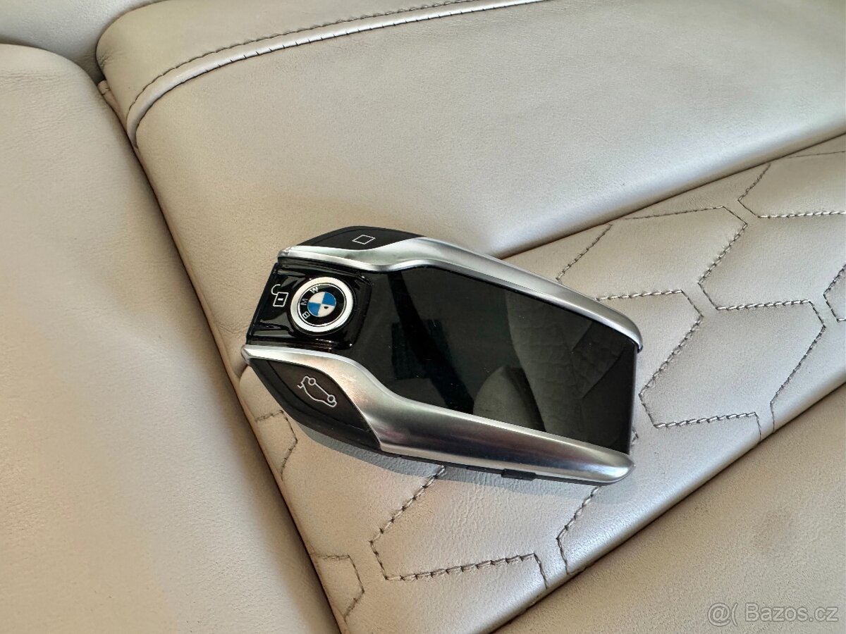 BMW X5 40i xDrive INDIVIDUAL Webasto - 19