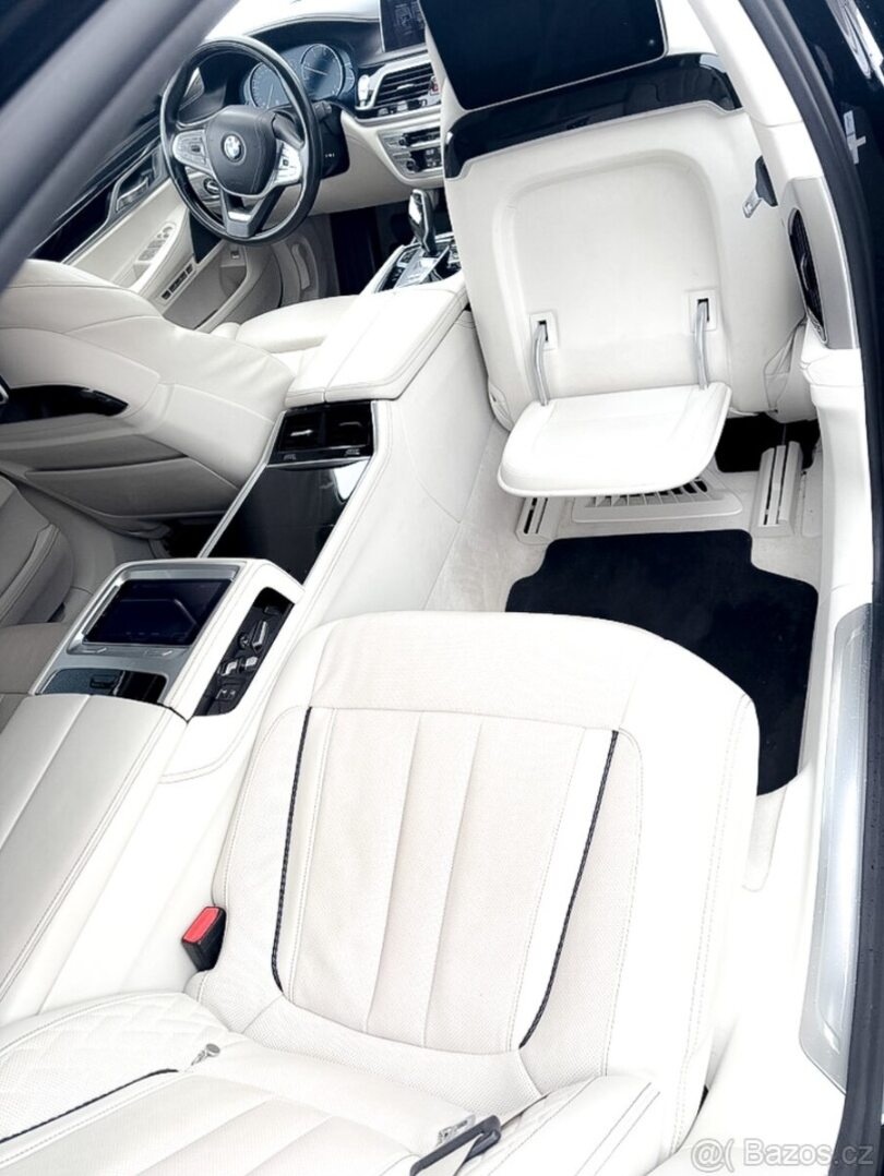 BMW Rad 7 740Ld xDrive A/T - 19