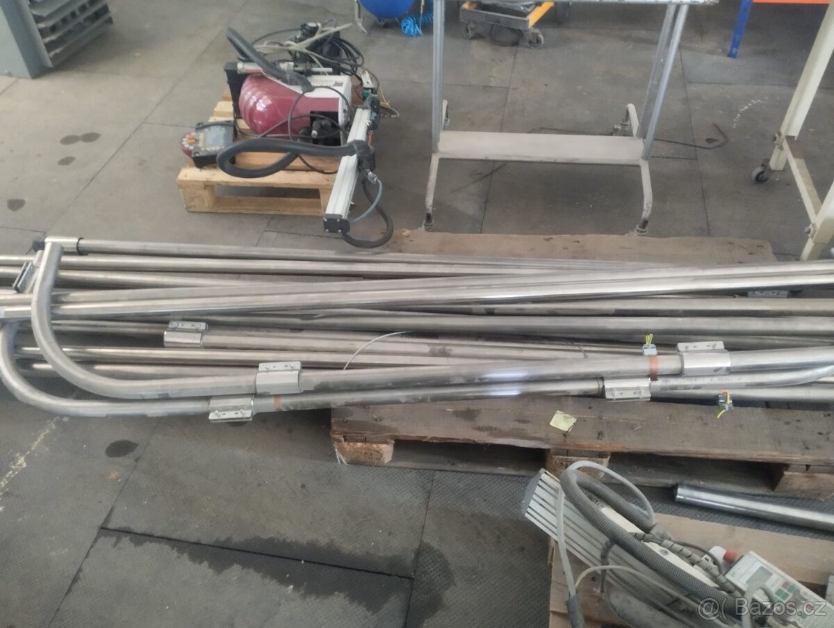 Vybavení pro lisovnu - 19