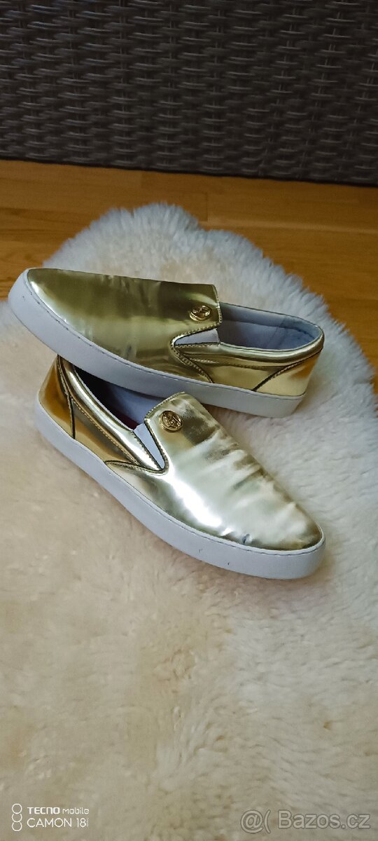 Pohodlné botky slip on zn.Armani Jeans,v.39 - 19