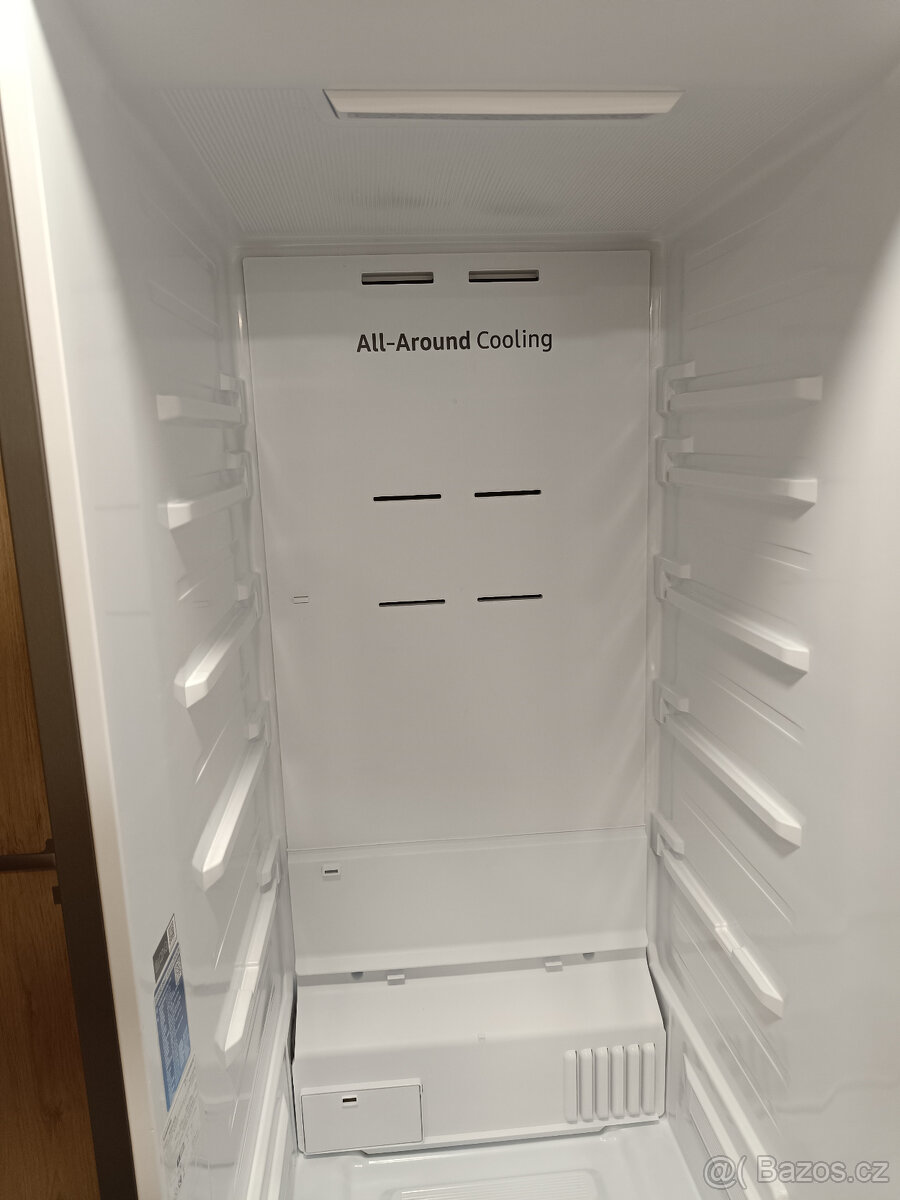 Chladnička s mrazničkou Samsung RB38T676CS9 203cm pův.c.19k - 19
