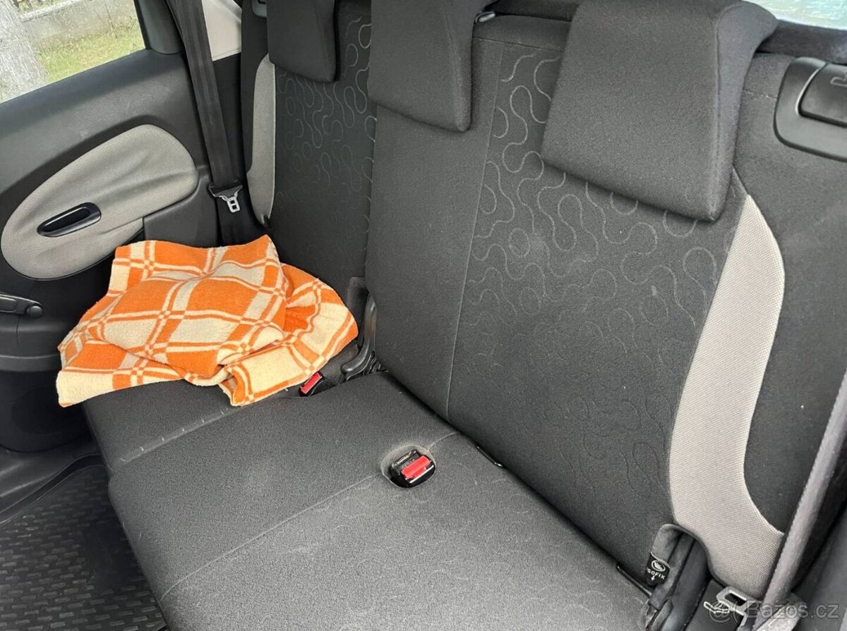 Citroën C3 Picasso 1.4 benzín+LPG - 19