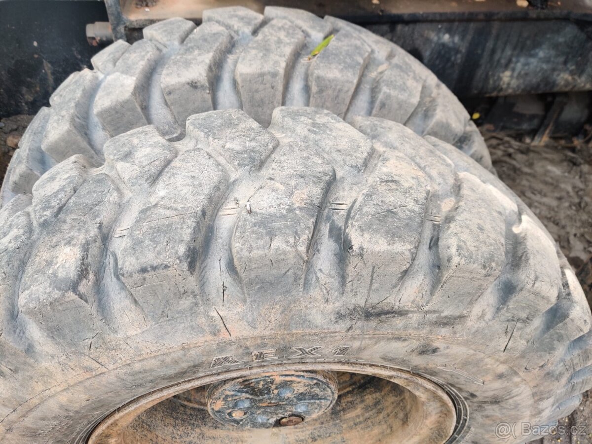 Kolový otočný bagr HITACHI ZX 160W - 19