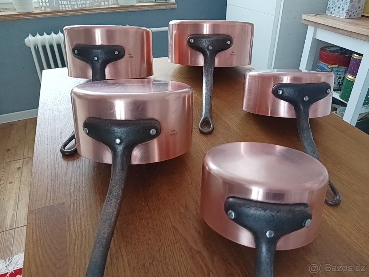 VINTAGE KVALITNÍ MĚDĚNÉ HRNCE TOURNUS FRANCIE 70.LÉTA - 19