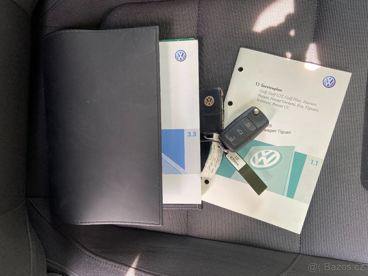 VW Tiguan 2.0 TDi DSG 4x4, Servis, Senzory - 19