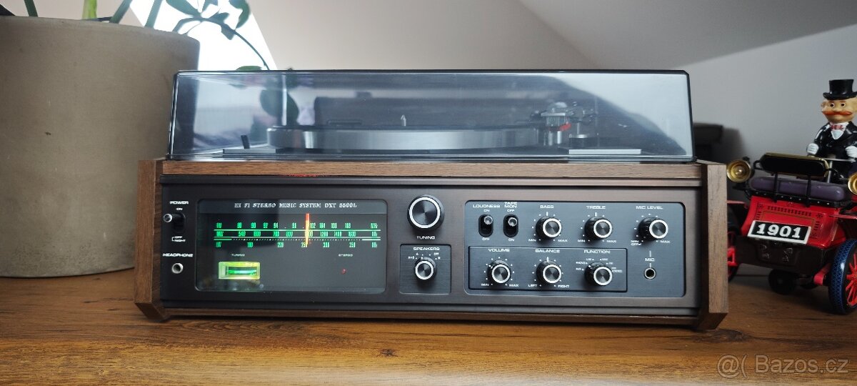 Raritní kombo SANYO DXT-5500L - 19