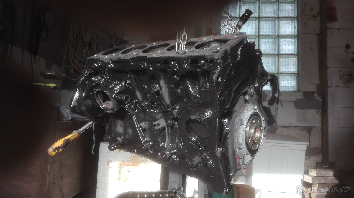 Mercedes Vito 638 110 CDI 7 mistne MPV - 19