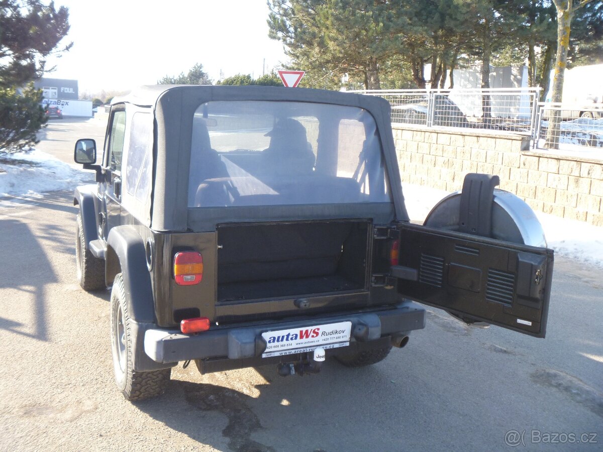 Jeep Wrangler 2.4i 105kW 4x4 HARDTOP - 19