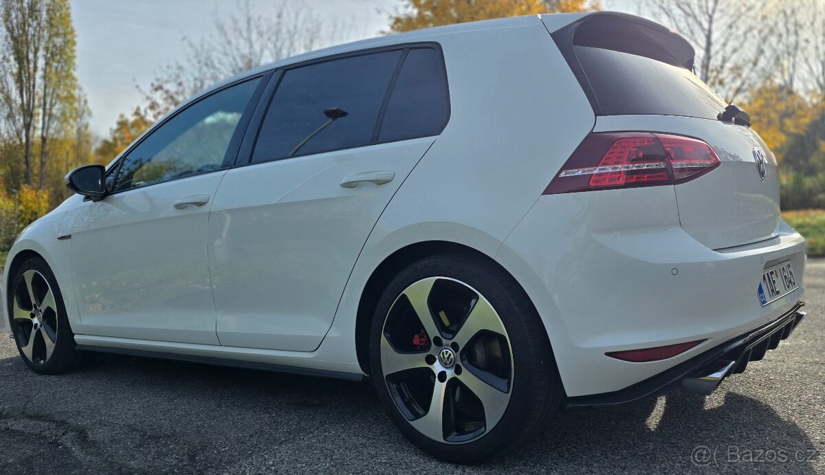 Volkswagen Golf 7 GTI 2.0 TSI 162 kW - 19