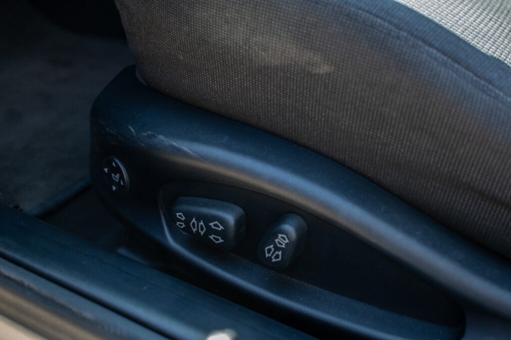 BMW Rad 3 Cabrio 320Ci radový 6-valec - 19