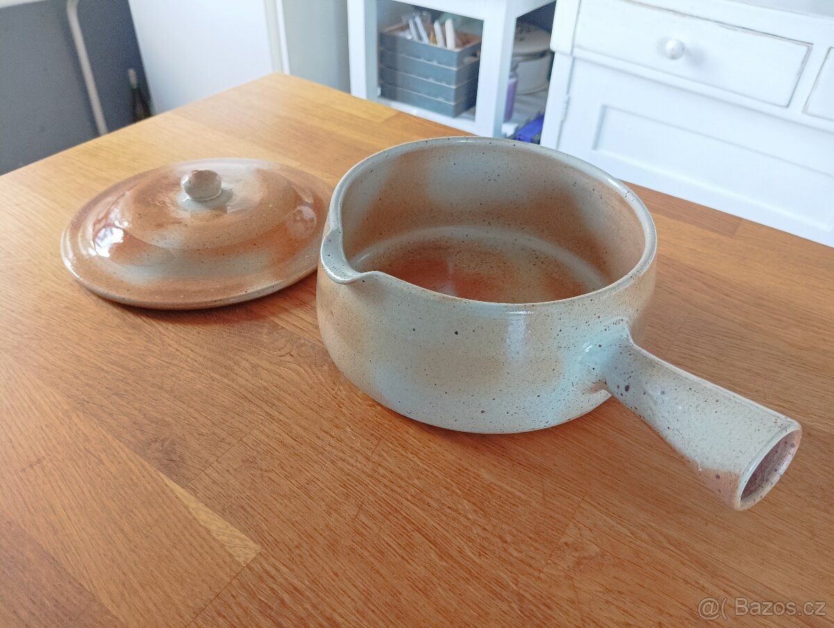 KAMENINOVÝ HRNEC RAMEKIN GRES DU MARAIS FRANCE - 19