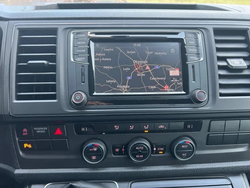 Volkswagen Multivan, 2.0 TDI 110kW/REZERVACE - 19