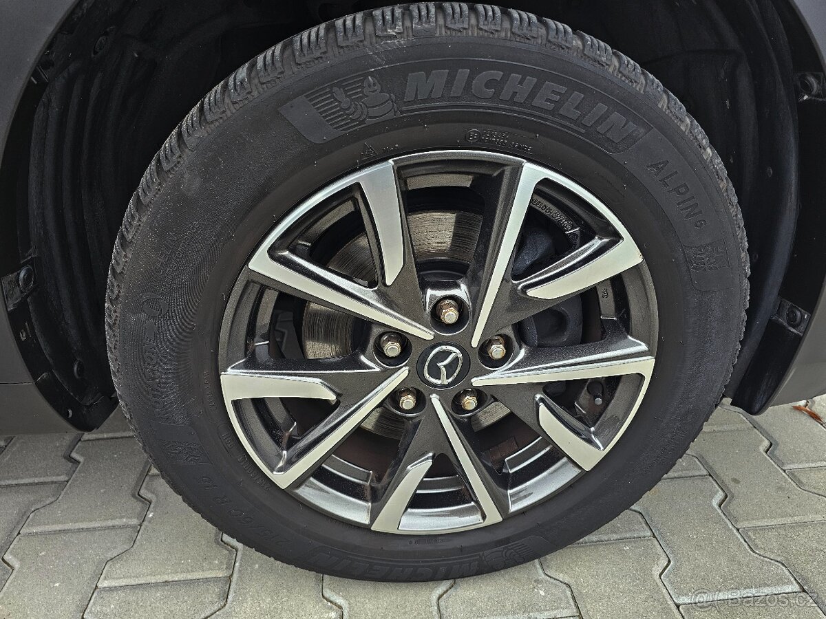 CX-3 2,0i G121 Revolution AUTOMAT 89tkm NAVI ALU TEMPOMAT - 19