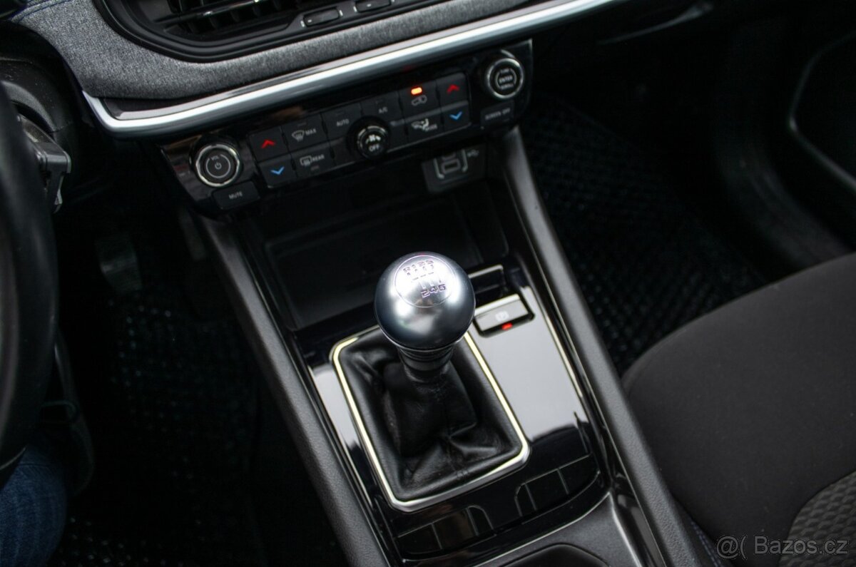 Jeep Compass 1.3 GSE Longitude 2022 - 19